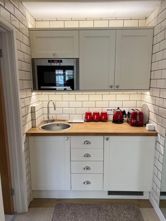 No 64 Bed And Breakfast Lymington Εξωτερικό φωτογραφία