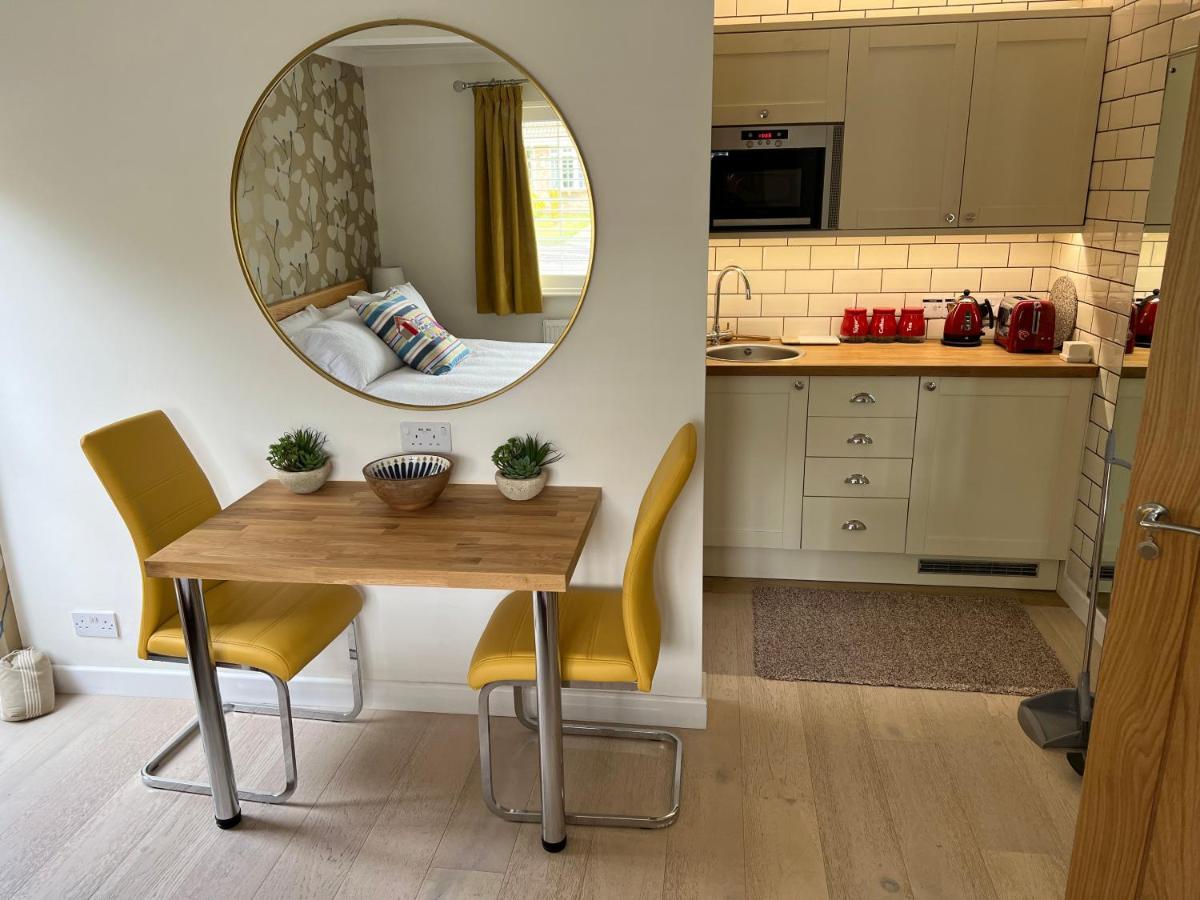 No 64 Bed And Breakfast Lymington Εξωτερικό φωτογραφία
